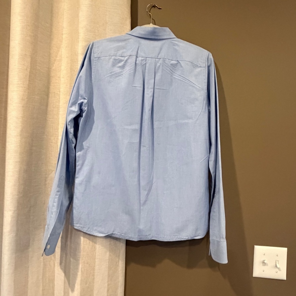 Abercrombie & Fitch Men's Light Blue Muscle Button Down Shirt, Size Large - Picture 5 of 11